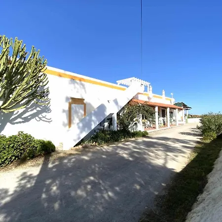 Herdade Dos Salgados Do Fialho Country house